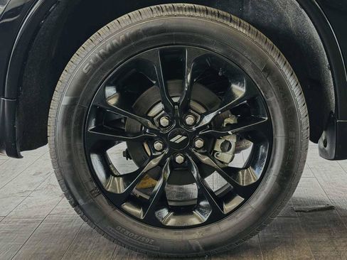 Used 2025 Dodge Durango GT AWD/4WD image 26