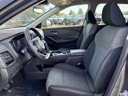 Used 2023 Nissan Rogue SV AWD/4WD image 13