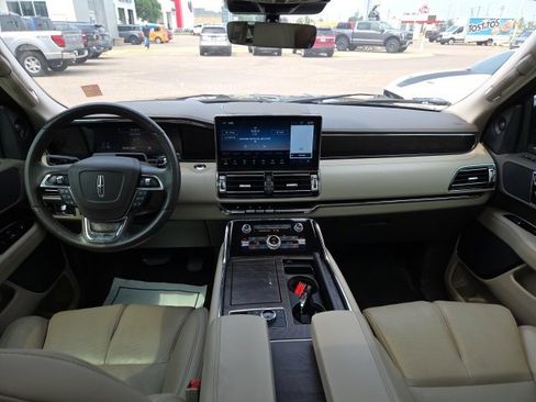 Used 2022 Lincoln Navigator L Reserve image 35