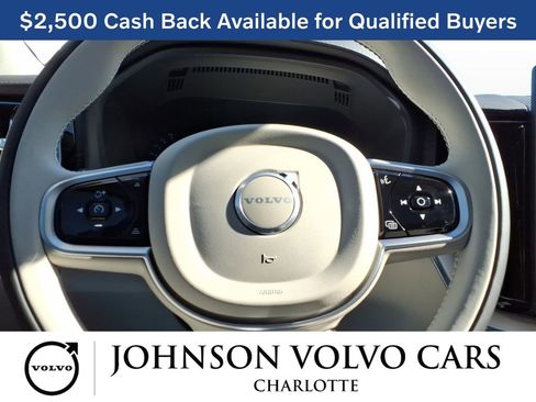 New 2026 Volvo XC60 B5 Ultra w/ Protection Package Premier image 16