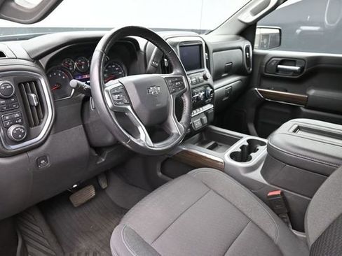 Used 2021 Chevrolet Silverado 1500 LT Trail Boss w/ Bed Protection Package AWD/4WD image 13