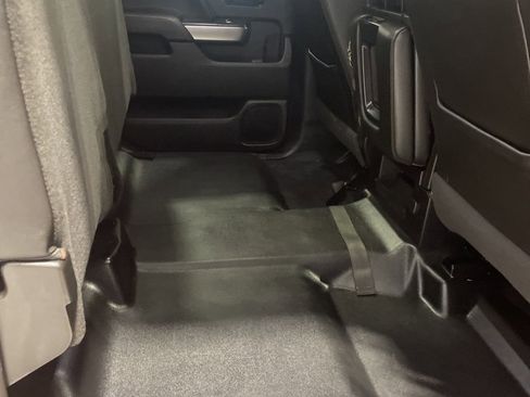 Used 2018 Chevrolet Silverado 3500 LT w/ LT Convenience Package image 33