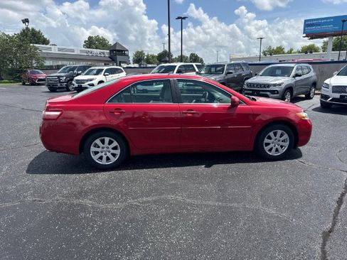 Used 2009 Toyota Camry LE FWD image 6