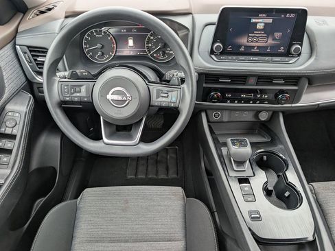 Certified 2023 Nissan Rogue SV image 10