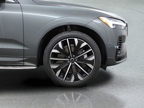Used 2026 Volvo XC60 T8 Ultra w/ Protection Package Premier AWD/4WD image 19
