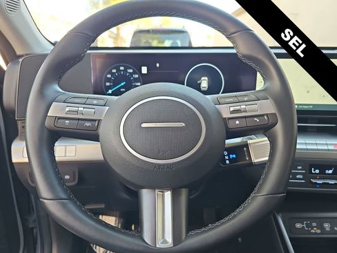 Certified 2024 Hyundai Kona SEL w/ Convenience Package image 19