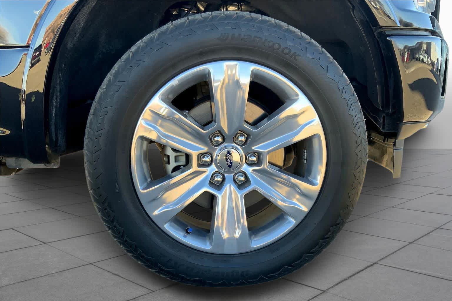 Used 2019 Ford F150 Platinum AWD/4WD image 10
