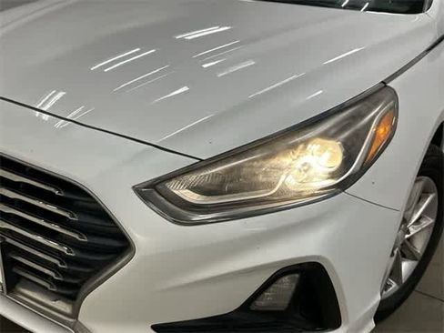 Used 2018 Hyundai Sonata SE image 31