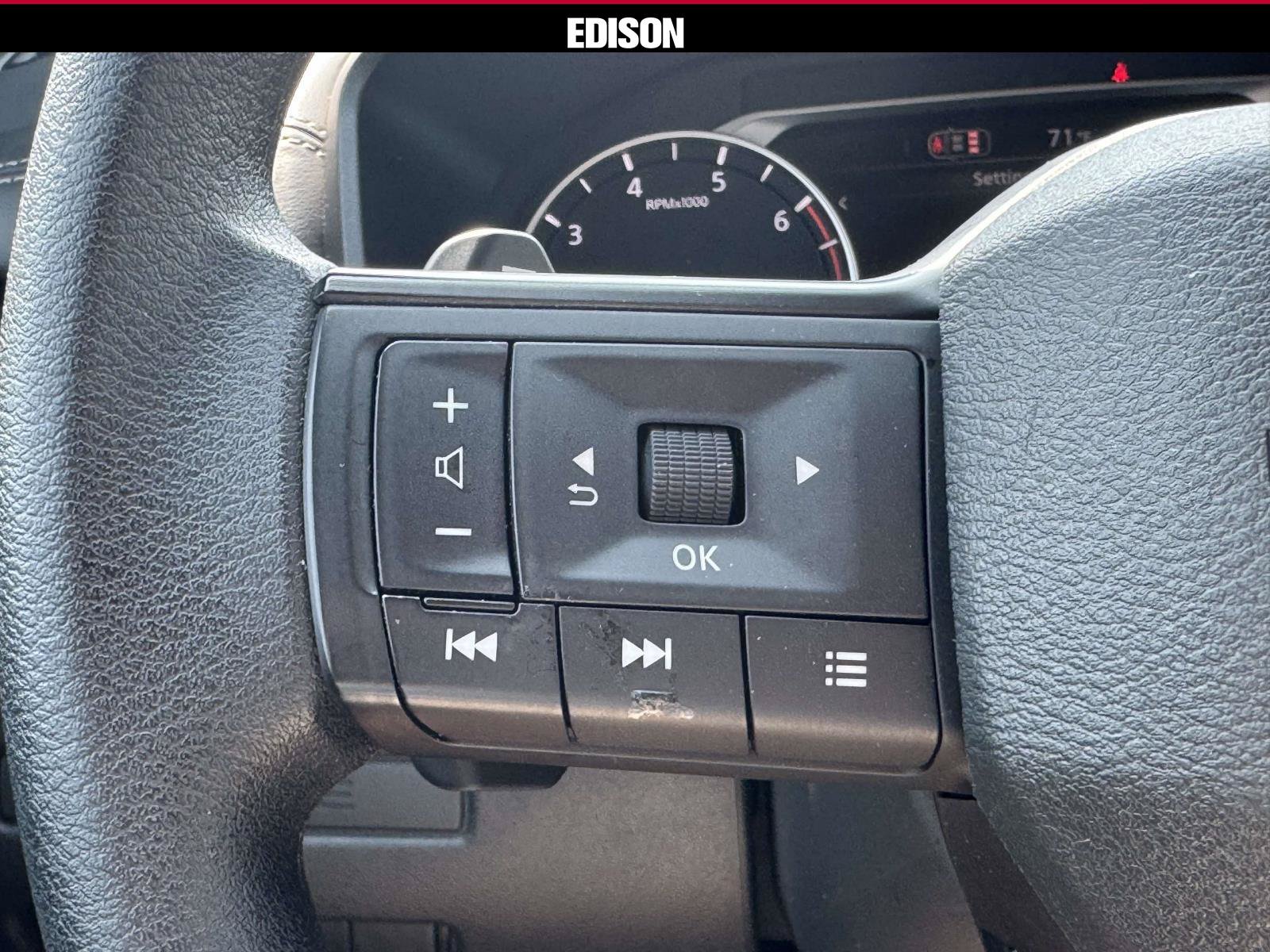 Used 2026 Nissan Rogue S AWD/4WD image 24