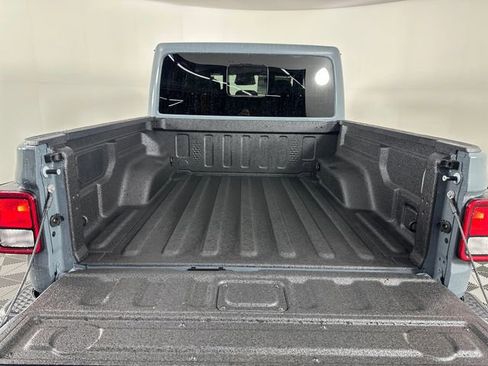 New 2026 Jeep Gladiator Sport image 6