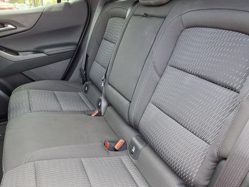 Used 2025 Chevrolet Equinox LT FWD image 7