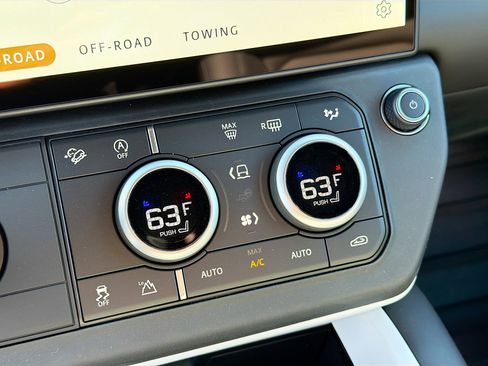 New 2026 Land Rover Defender 110 S image 36