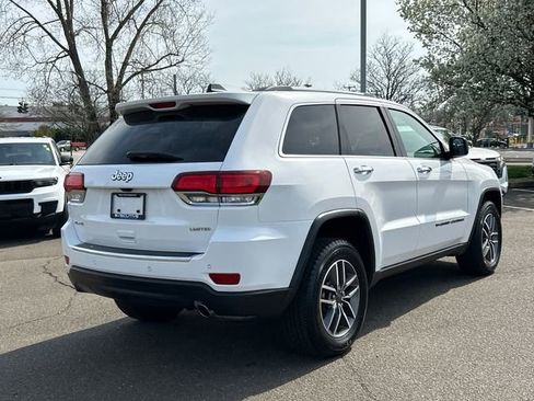 Used 2022 Jeep Grand Cherokee Limited AWD/4WD image 2