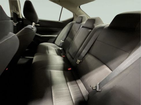 Used 2022 Nissan Altima 2.5 SV image 15