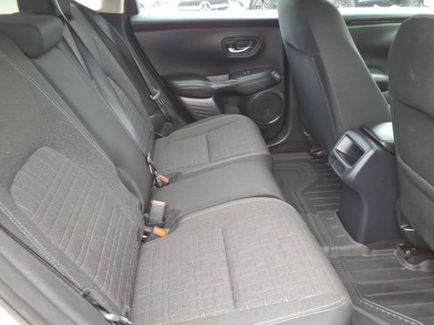 Used 2023 Honda HR-V LX image 24