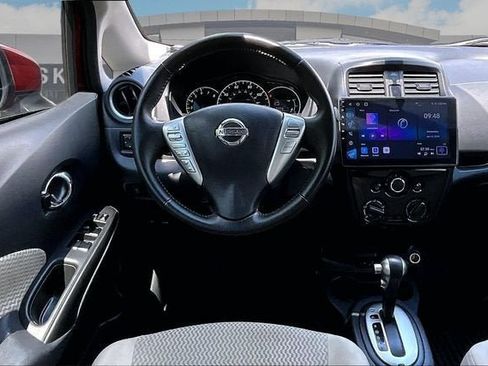 Used 2017 Nissan Versa Note FWD image 5