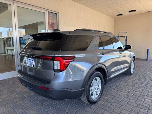 Certified 2025 Ford Explorer Active image 5