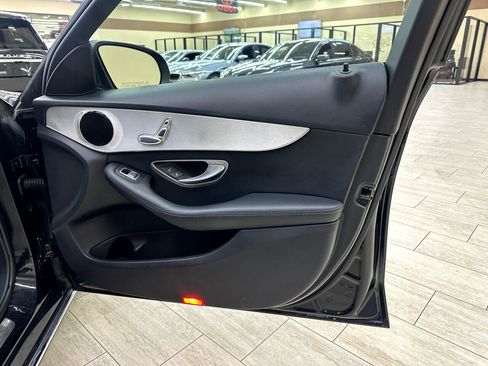 Used 2018 Mercedes-Benz C 300 Sedan image 32