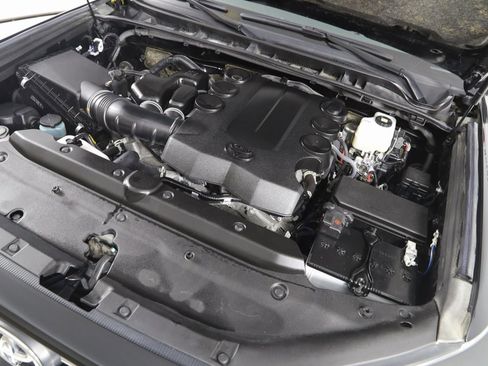 Used 2024 Toyota 4Runner SR5 Premium image 19