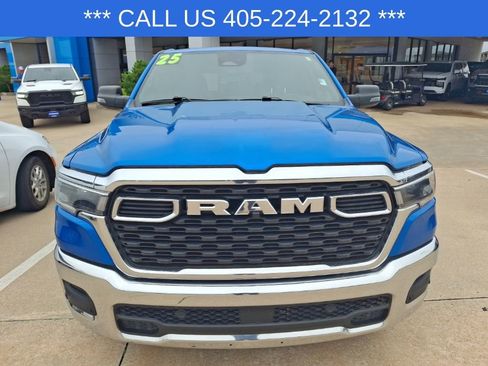 Used 2025 RAM 1500 Big Horn AWD/4WD image 7