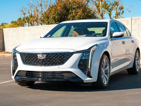 Used 2025 Cadillac CT5 Premium Luxury image 2