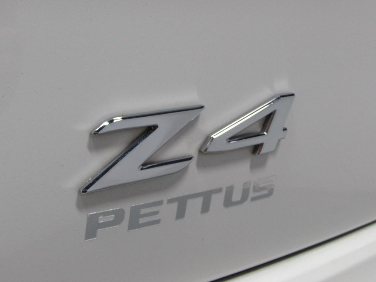 Used 2005 BMW Z4 3.0i RWD image 28
