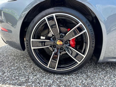 Used 2025 Porsche 718 Cayman S w/ Premium Package RWD image 36