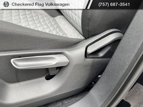 New 2025 Volkswagen Tiguan S image 26