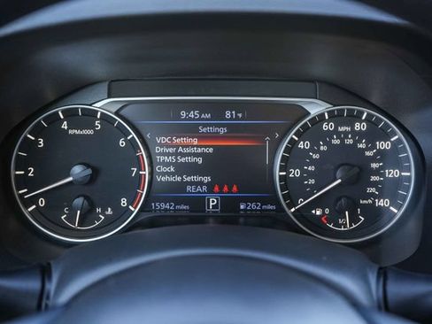 Used 2025 Nissan Altima 2.5 SV FWD image 26
