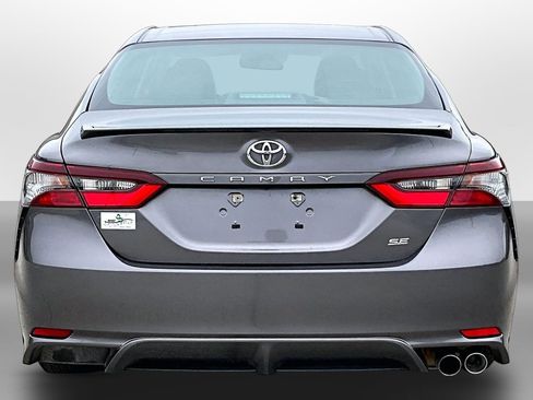 Used 2024 Toyota Camry SE FWD image 4