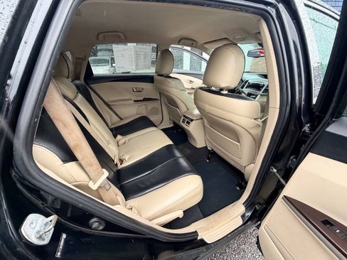 Used 2010 Toyota Venza AWD w/ Convenience Pkg image 64