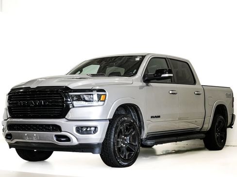 Used 2022 RAM 1500 Laramie AWD/4WD image 3
