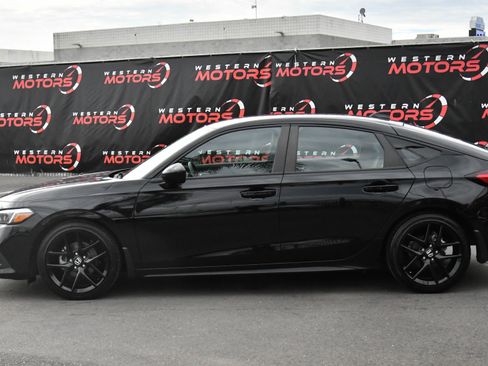 Used 2024 Honda Civic Sport image 4