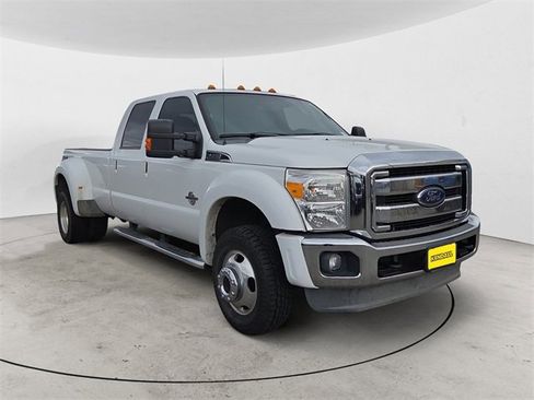 Used 2014 Ford F450 Lariat w/ Lariat Ultimate Package image 7