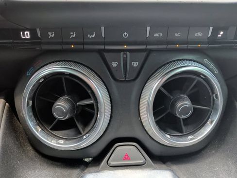 Used 2022 Chevrolet Camaro LT RWD image 23