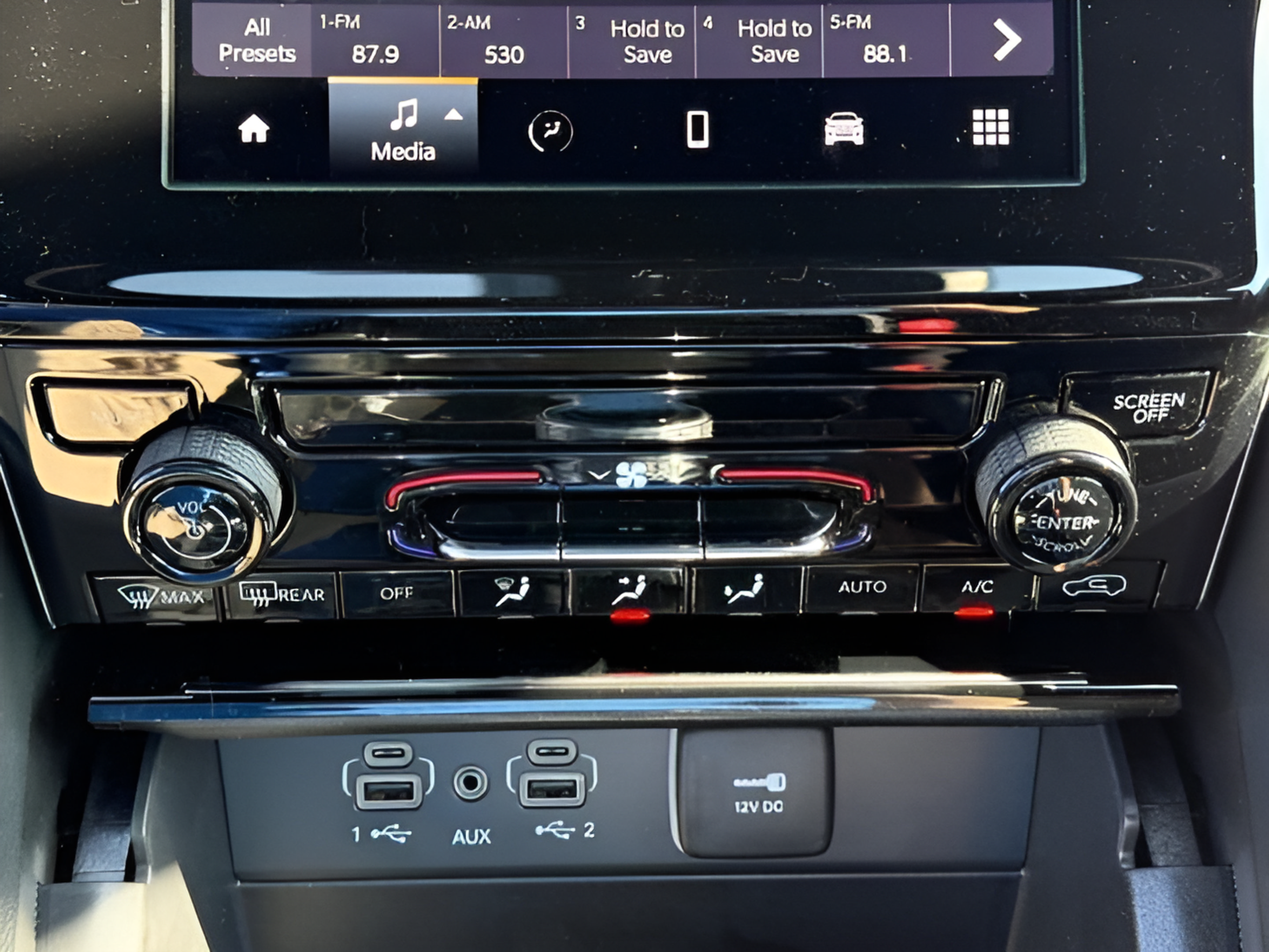 New 2026 Jeep Grand Cherokee Laredo AWD/4WD image 22