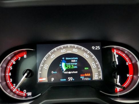 Certified 2025 Toyota RAV4 LE FWD image 34