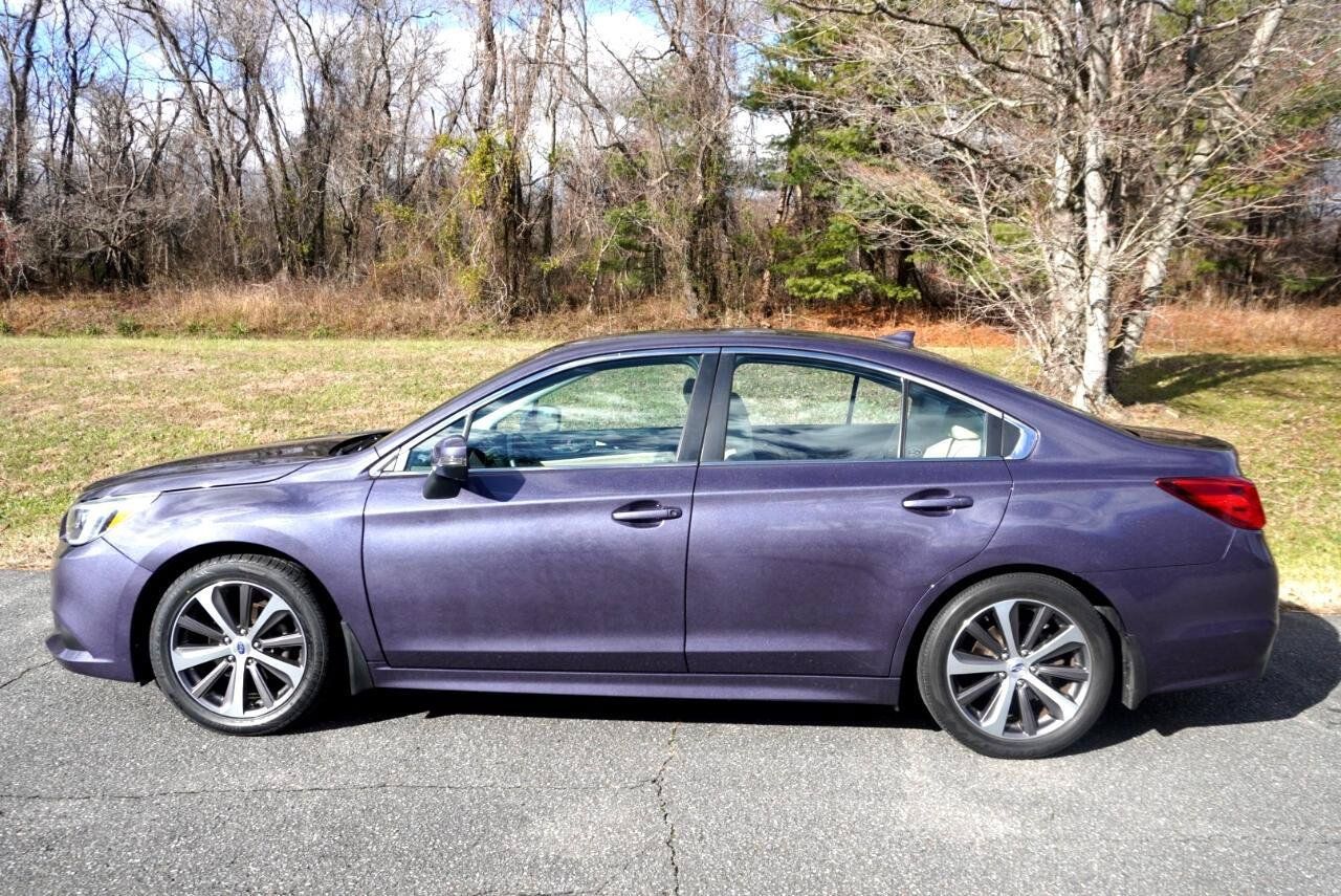Used 2017 Subaru Legacy 2.5i Limited AWD/4WD image 4
