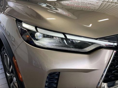 Used 2025 INFINITI QX60 Luxe AWD/4WD image 26