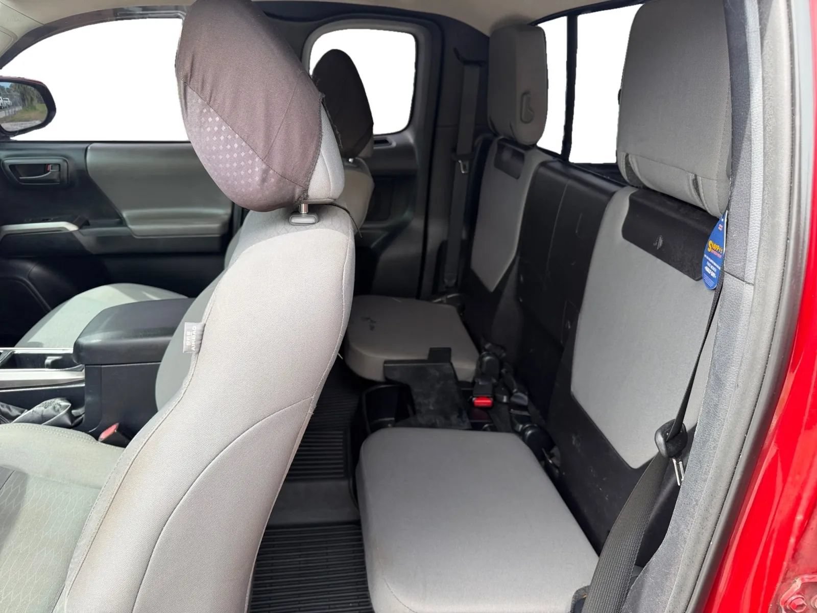 Used 2016 Toyota Tacoma SR5 AWD/4WD image 17