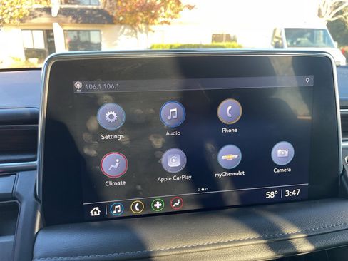 Used 2021 Chevrolet Tahoe Z71 w/ Z71 Signature Package image 35