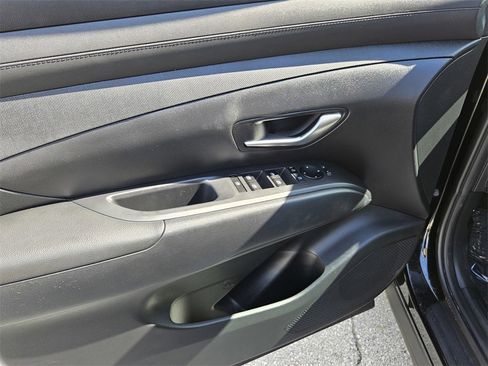 Used 2025 Hyundai Tucson SEL image 12