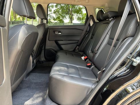 Used 2026 Nissan Rogue SL FWD image 28