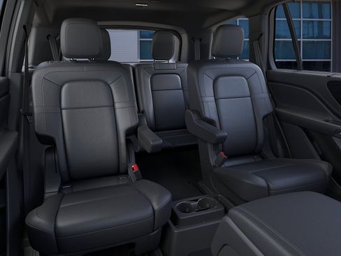 New 2026 Lincoln Aviator Reserve AWD/4WD image 11