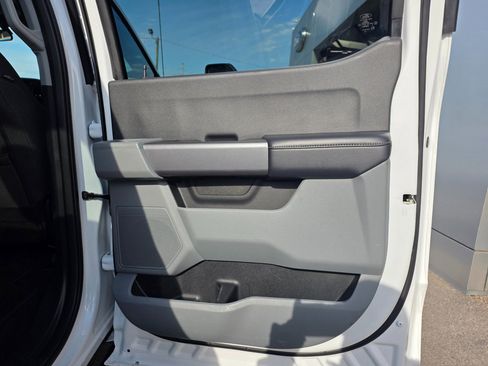 Used 2025 Ford F350 XLT image 14