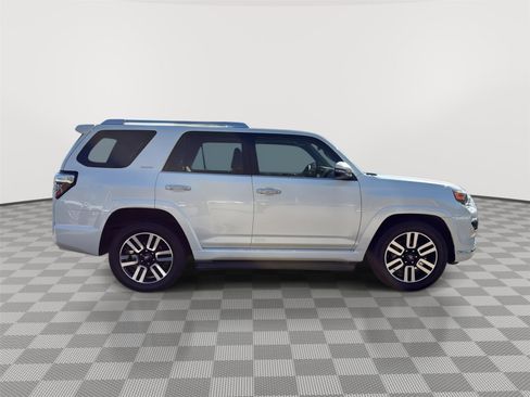 Used 2020 Toyota 4Runner Limited image 6
