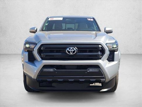 Certified 2025 Toyota Tacoma SR5 AWD/4WD image 2