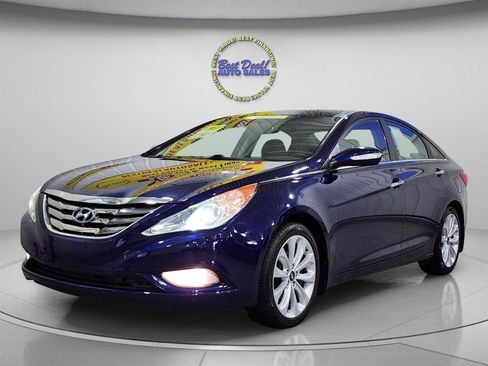 Used 2012 Hyundai Sonata Limited w/ Navigation Pkg FWD image 1