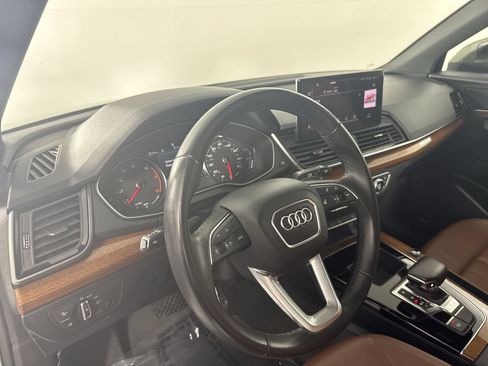 Used 2023 Audi Q5 2.0T Premium w/ Convenience Package AWD/4WD image 23