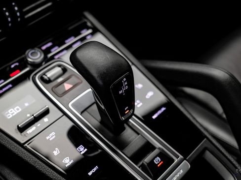 Used 2023 Porsche Cayenne image 55